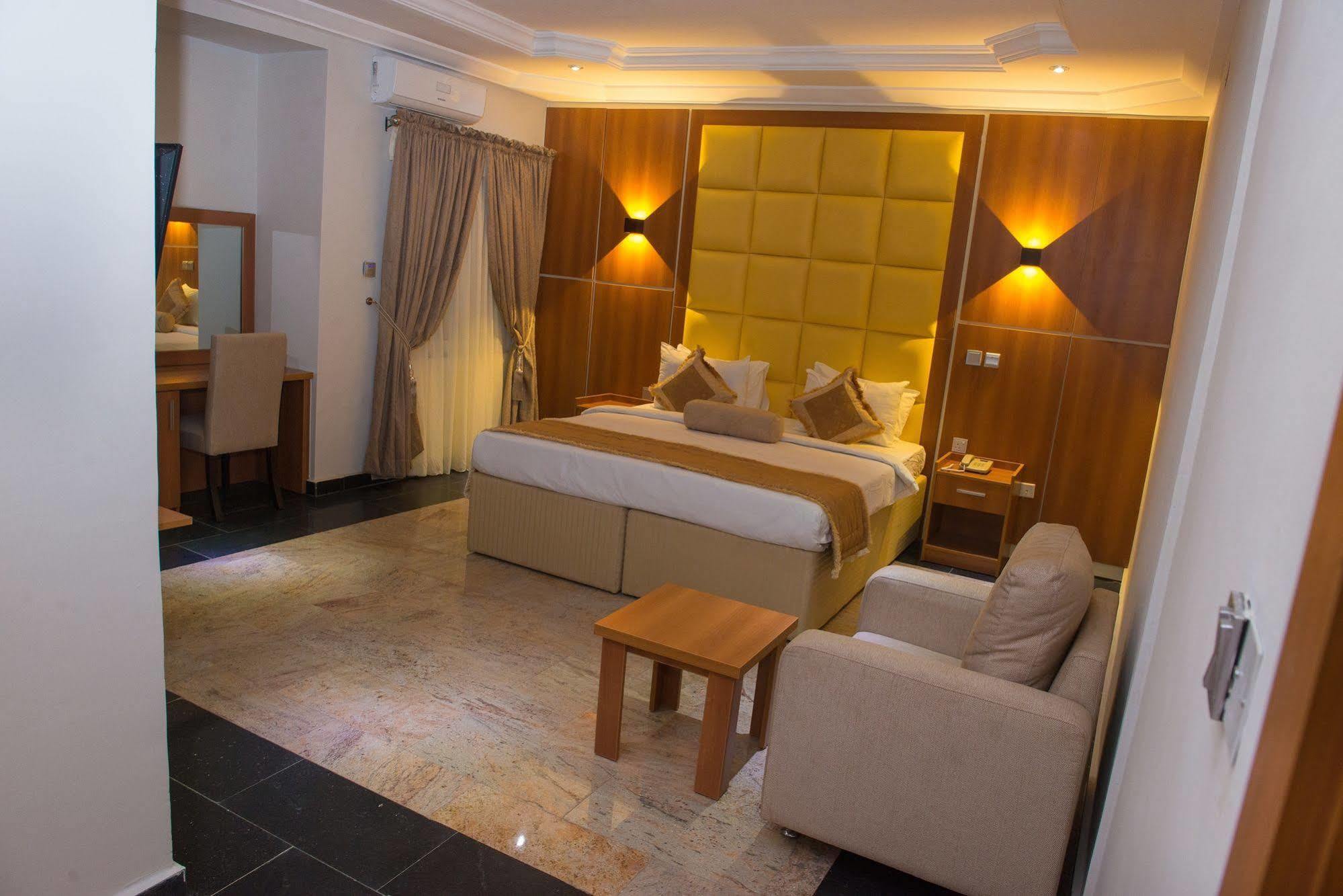 Grand Cubana Hotels Abudża Zewnętrze zdjęcie
